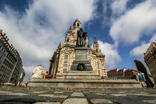 Où pratiquer le snorkeling au milieu des raies manta à Hawaii ?